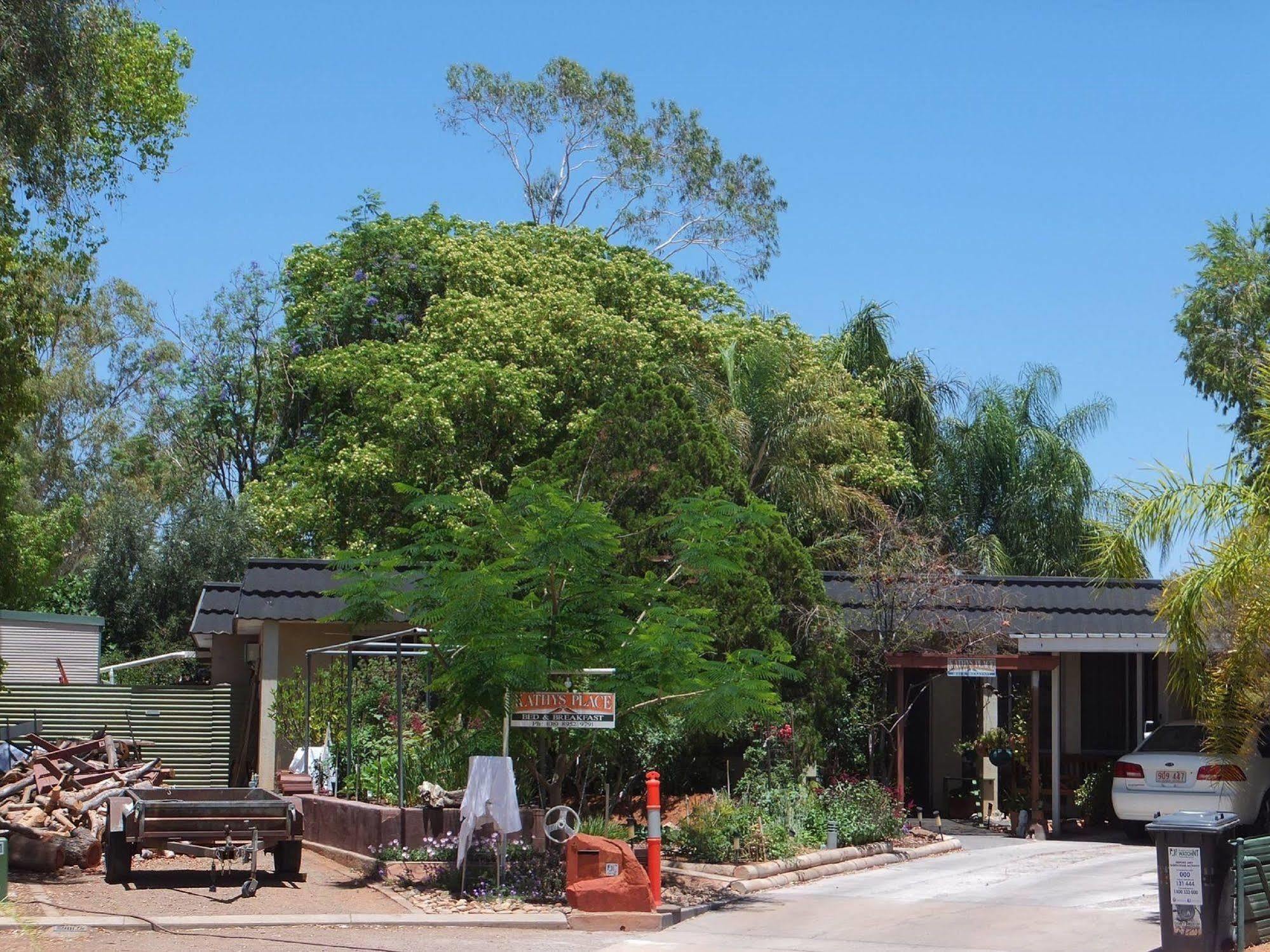 Kathys Place Bed And Breakfast Alice Springs Bagian luar foto