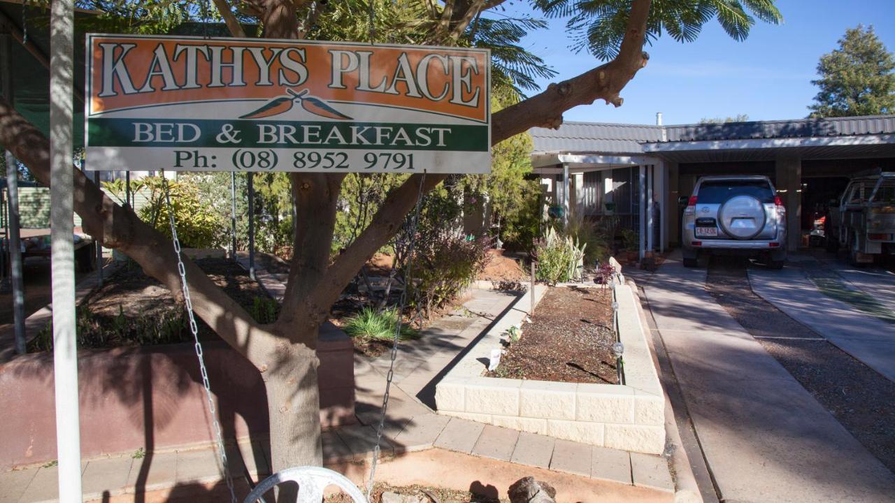 Kathys Place Bed And Breakfast Alice Springs Bagian luar foto